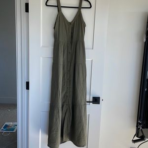 Evereve Olive Green Button-Front Midi Dress